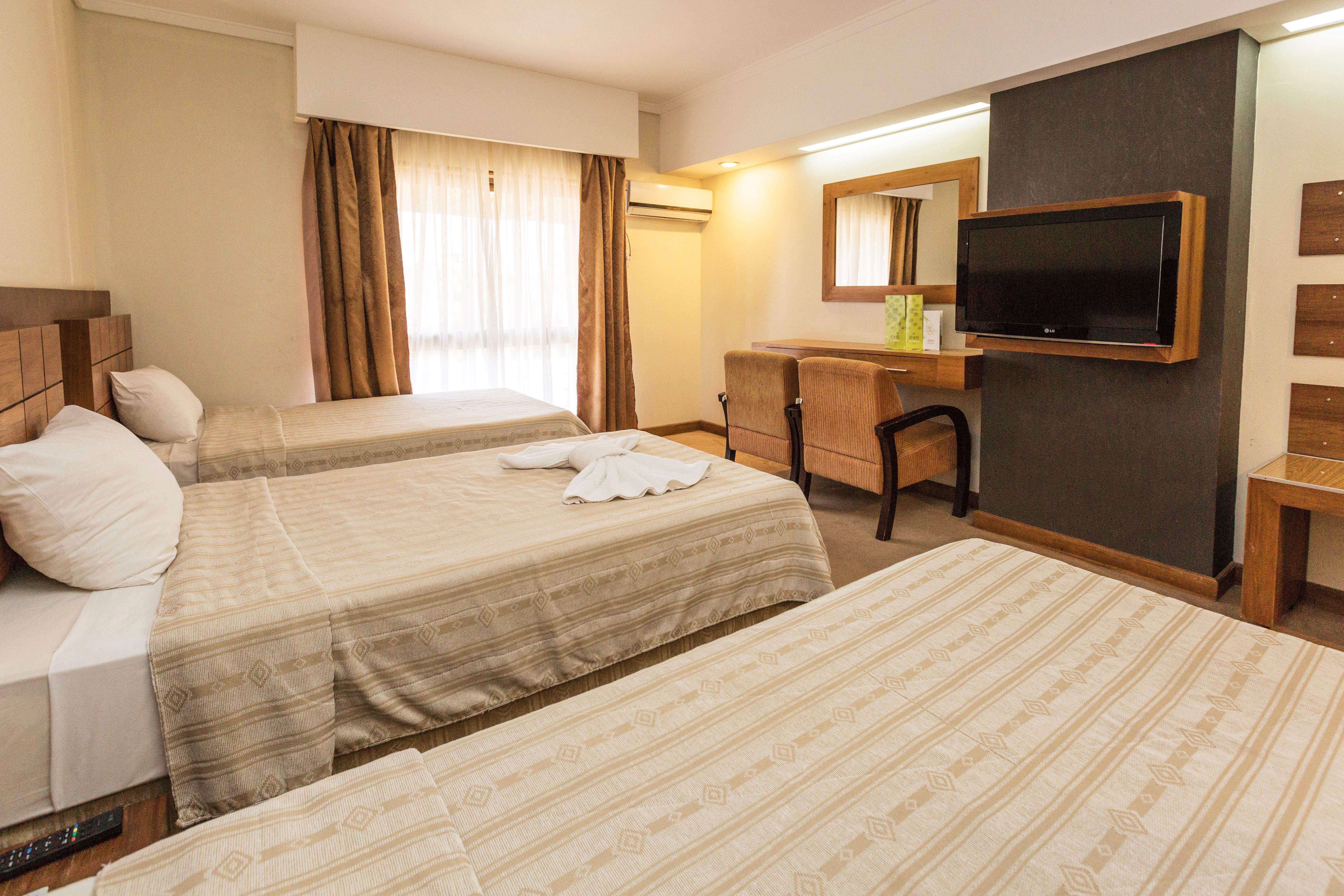 エグゼ ホテル カタラタス プエルト・イグアス エクステリア 写真 A room at the hotel