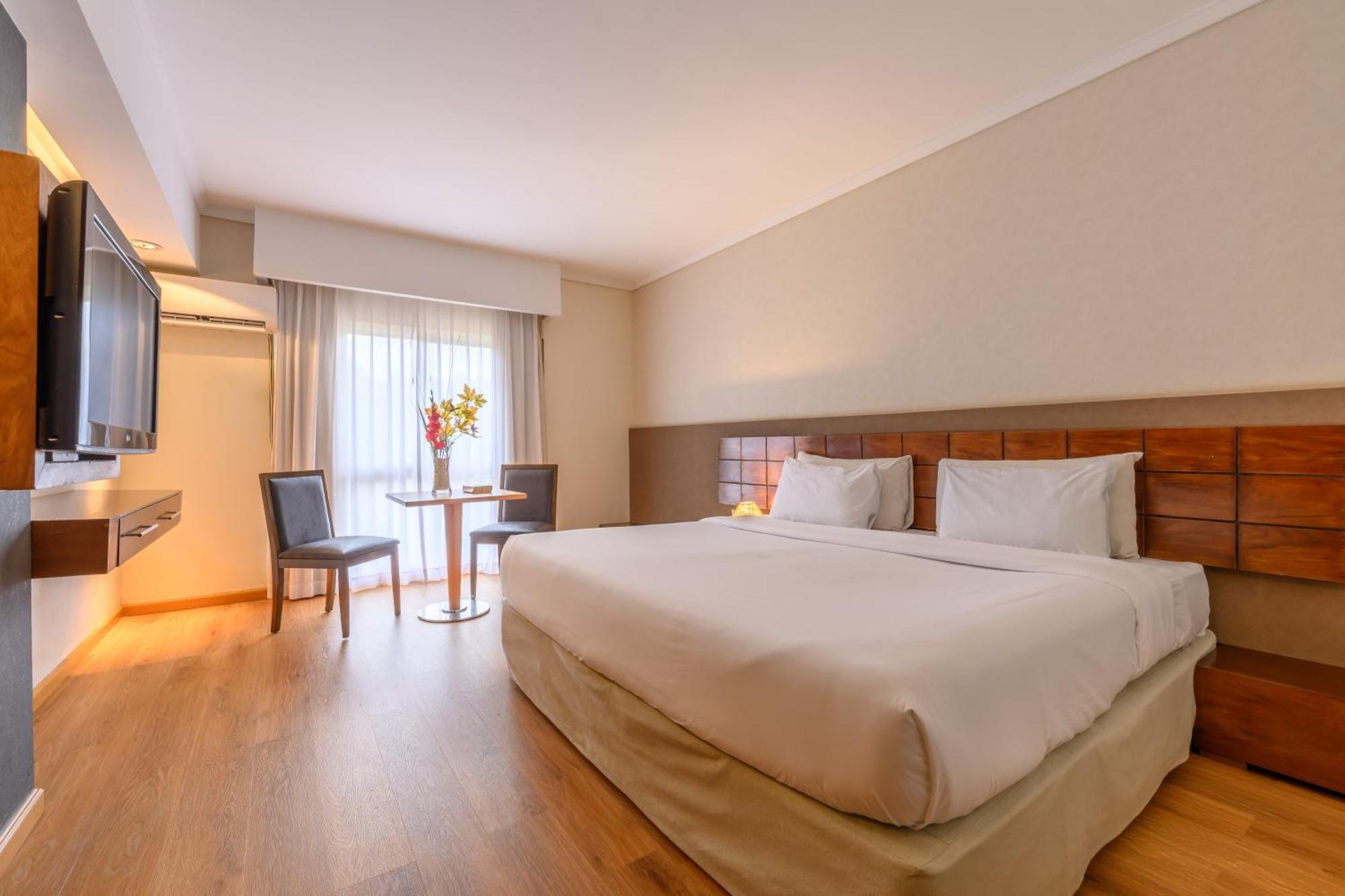 エグゼ ホテル カタラタス プエルト・イグアス エクステリア 写真 A room at the hotel