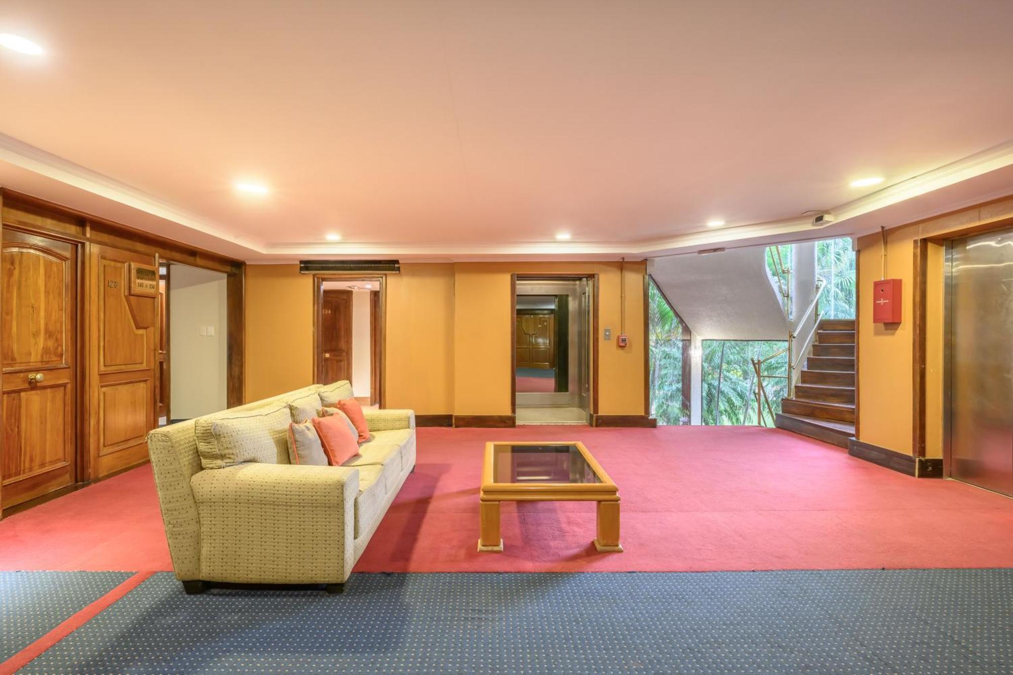 エグゼ ホテル カタラタス プエルト・イグアス エクステリア 写真 The interior of the hotel